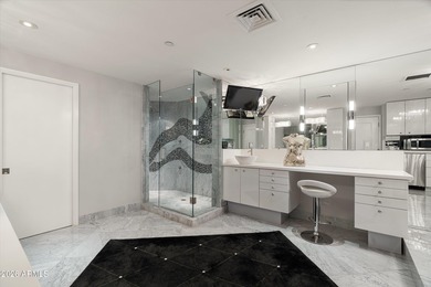 Live Above It All in This Exceptional Uptown Phoenix Penthouse on Phoenix Country Club in Arizona - for sale on GolfHomes.com, golf home, golf lot