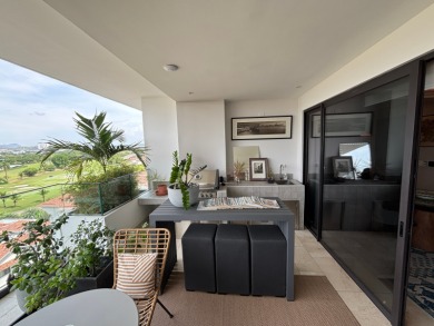 Apartment in Lantana of 415 m2 (4,467.02 SQFT)
Your Luxury Home on  in  - for sale on GolfHomes.com, golf home, golf lot