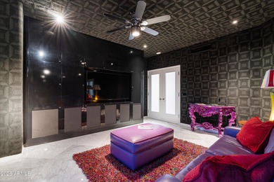 Live Above It All in This Exceptional Uptown Phoenix Penthouse on Phoenix Country Club in Arizona - for sale on GolfHomes.com, golf home, golf lot