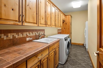 Nestled in the desirable Eagle Crest Resort community, 1940 on Eagle Crest Golf Resort - Resort Course in Oregon - for sale on GolfHomes.com, golf home, golf lot