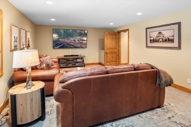 Nestled in the desirable Eagle Crest Resort community, 1940 on Eagle Crest Golf Resort - Resort Course in Oregon - for sale on GolfHomes.com, golf home, golf lot