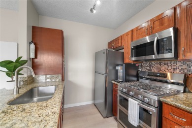 Welcome to this freshly renovated townhome located in the highly on Ewa Villages Golf Course in Hawaii - for sale on GolfHomes.com, golf home, golf lot