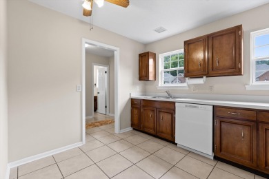 Move-in ready townhome in Hixson, TN!
Located in Valleybrook on Valleybrook Golf and Country Club in Tennessee - for sale on GolfHomes.com, golf home, golf lot