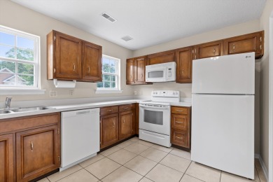 Move-in ready townhome in Hixson, TN!
Located in Valleybrook on Valleybrook Golf and Country Club in Tennessee - for sale on GolfHomes.com, golf home, golf lot