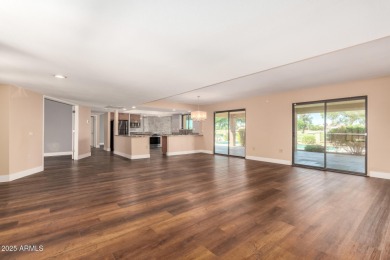 Remodeled Seville on Briarwood Golf Course!
Granite counters o on Briarwood Country Club in Arizona - for sale on GolfHomes.com, golf home, golf lot