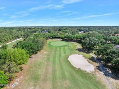 Welcome to easy Florida living in the highly desirable Halifax on Halifax Plantation Golf Club in Florida - for sale on GolfHomes.com, golf home, golf lot