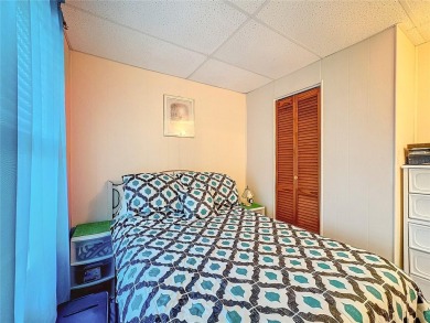 SNOWBIRDS OR HOMEOWNERS WELCOME- YOU OWN the land. 2 Bedroom on Glen Lakes Country Club in Florida - for sale on GolfHomes.com, golf home, golf lot