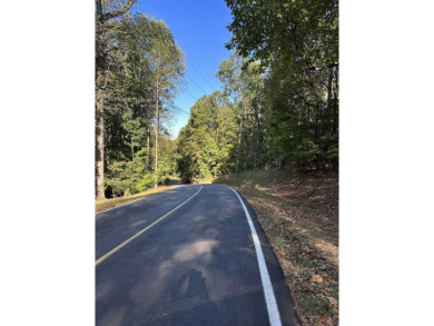 Great residential lot to build a custom home on the golf course on The Trail At Chickasaw Pointe in South Carolina - for sale on GolfHomes.com, golf home, golf lot