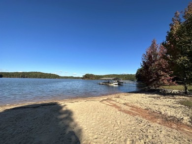 Great residential lot to build a custom home on the golf course on The Trail At Chickasaw Pointe in South Carolina - for sale on GolfHomes.com, golf home, golf lot
