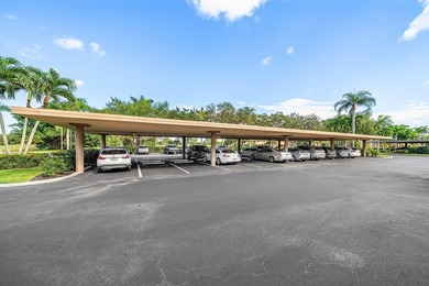 Gorgeous Views of Golf Course, pool and lake! 3 Full bedrooms on Fountains Golf and Country Club in Florida - for sale on GolfHomes.com, golf home, golf lot