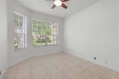 PRIVATE LAKEFRONT VIEWS and STUNNING SOUTHWEST EXPOSURE! This 2 on Lexington Country Club in Florida - for sale on GolfHomes.com, golf home, golf lot