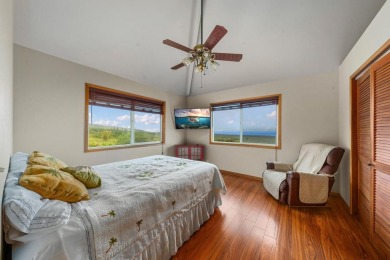 Beautiful and Meticulously maintained 3/2 with sweeping ocean on Discovery Harbour Golf Course in Hawaii - for sale on GolfHomes.com, golf home, golf lot