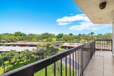 Gorgeous Views of Golf Course, pool and lake! 3 Full bedrooms on Fountains Golf and Country Club in Florida - for sale on GolfHomes.com, golf home, golf lot