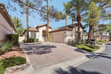 Welcome to this single-story home inside the secure guard-gated on WildHorse Golf Club in Nevada - for sale on GolfHomes.com, golf home, golf lot
