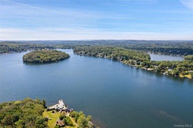 BOAT! SWIM! FISH!
Enjoy the ultimate lake lifestyle in this on Mahopac Golf Club in New York - for sale on GolfHomes.com, golf home, golf lot