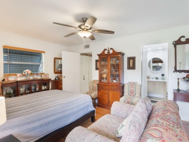 Cozy 1 bedroom 1.5 bathroom 1st floor Condo located in Kings on Addison Reserve in Florida - for sale on GolfHomes.com, golf home, golf lot