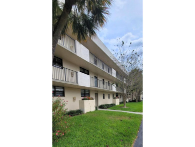 Beautiful ground floor with fantastic golf views, bright and on Deer Creek Golf Club in Florida - for sale on GolfHomes.com, golf home, golf lot