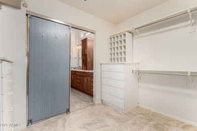 Don't miss this tastefully updated 2 bed + DEN, 2 bath home in on Oakwood Golf Club  in Arizona - for sale on GolfHomes.com, golf home, golf lot