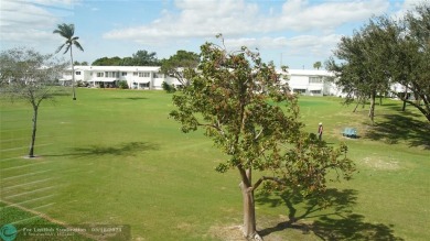 POMPANO BEACH LEISUREVILLE COMMUNITY 55+, NO LAND LEASE 2/2 END on Leisureville Community Association in Florida - for sale on GolfHomes.com, golf home, golf lot