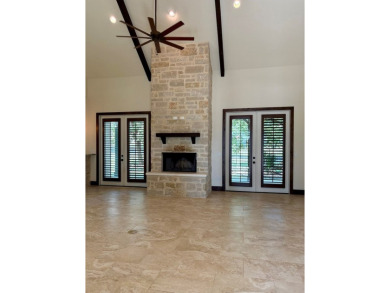 Lovely stand alone German Cottage in Comanche Trace with no on The Club At Comanche Trace in Texas - for sale on GolfHomes.com, golf home, golf lot