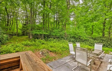 Welcome to Pinecrest Drive!
Nestled in the prestigious on Pinecrest Lake Golf and Country Club in Pennsylvania - for sale on GolfHomes.com, golf home, golf lot