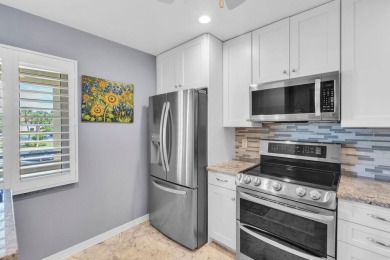 This beautifully updated 2-bedroom, 2-bath condo offers modern on Heritage Ridge Golf Club in Florida - for sale on GolfHomes.com, golf home, golf lot