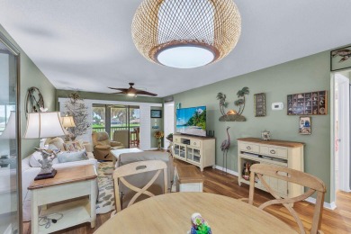 This beautifully updated 2-bedroom, 2-bath condo offers modern on Heritage Ridge Golf Club in Florida - for sale on GolfHomes.com, golf home, golf lot