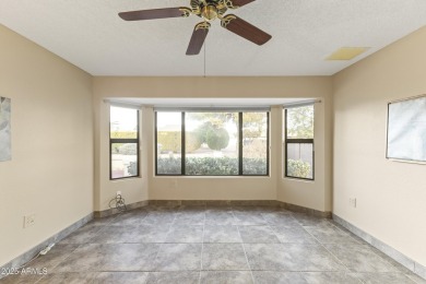 This Home features a SPACIOUS & INVITING 2-Bed, 2-Bath layout w/ on Grandview Golf Course in Arizona - for sale on GolfHomes.com, golf home, golf lot