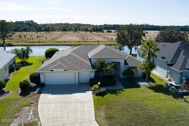 This stunning 3-bedroom plus den/office , 2-bath home is located on Spruce Creek Golf Club in Florida - for sale on GolfHomes.com, golf home, golf lot