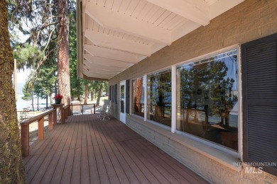 Beautiful lake views with over 52 feet of frontage on Davis on McCall Municipal Golf Course in Idaho - for sale on GolfHomes.com, golf home, golf lot