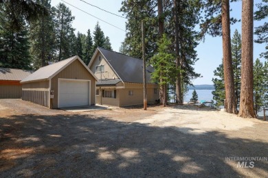 Beautiful lake views with over 52 feet of frontage on Davis on McCall Municipal Golf Course in Idaho - for sale on GolfHomes.com, golf home, golf lot