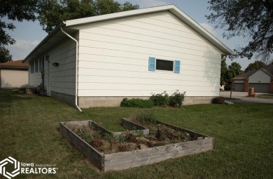 Very Sharp 2 bedroom, 1.5 bath ranch home with attached garage on Belmond Country Club in Iowa - for sale on GolfHomes.com, golf home, golf lot