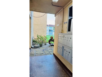 Beautiful 2 Bedroom, 2 bath, first floor condo unit located in on Sunrise Lakes Phase III in Florida - for sale on GolfHomes.com, golf home, golf lot