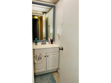 Beautiful 2 Bedroom, 2 bath, first floor condo unit located in on Sunrise Lakes Phase III in Florida - for sale on GolfHomes.com, golf home, golf lot