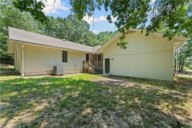 Fully Remodeled Gem Near Metfield Golf  NWA Trails is waiting on Bella Vista - Metfield Golf Complex and Country Club in Arkansas - for sale on GolfHomes.com, golf home, golf lot