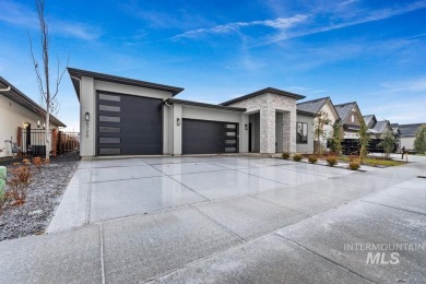 Gorgeous custom home by award winning Solitude Homes. The on Eagle Legacy Golf Course in Idaho - for sale on GolfHomes.com, golf home, golf lot