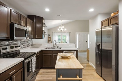 This beautifully maintained one-story home in the highly on Golf Club At Wescott Plantation in South Carolina - for sale on GolfHomes.com, golf home, golf lot