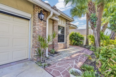*Newer Roof**Lake View**Pool*--Welcome to Aberdeen! A state of on Aberdeen Golf and Country Club in Florida - for sale on GolfHomes.com, golf home, golf lot
