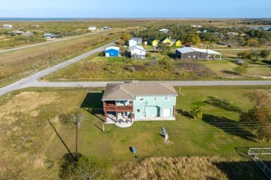 MOVE IN READY!!! Charming Island Style 3/2.5 home on 2 lots on Lamar Golf Course in Texas - for sale on GolfHomes.com, golf home, golf lot