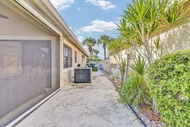 *Newer Roof**Lake View**Pool*--Welcome to Aberdeen! A state of on Aberdeen Golf and Country Club in Florida - for sale on GolfHomes.com, golf home, golf lot