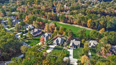 Welcome home to this beautiful 3-bedroom, 2.5-bath brick and on Heatherhurst Golf Course in Tennessee - for sale on GolfHomes.com, golf home, golf lot