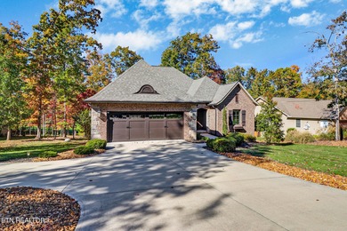 Welcome home to this beautiful 3-bedroom, 2.5-bath brick and on Heatherhurst Golf Course in Tennessee - for sale on GolfHomes.com, golf home, golf lot