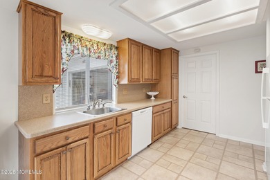 WELCOME TO this beautiful unit in THE ENCORE SECTION OF Leisure on Leisure Village West Assoc. in New Jersey - for sale on GolfHomes.com, golf home, golf lot
