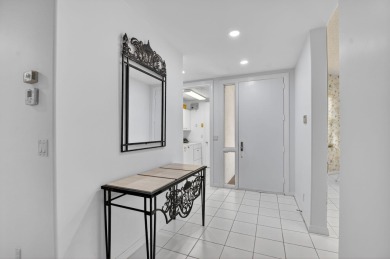 Spacious 1st floor condo in Nassau Bay of Broken Sound Country on Broken Sound Golf and Club  in Florida - for sale on GolfHomes.com, golf home, golf lot
