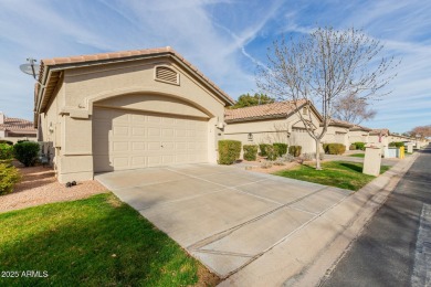 BEST PRICE IN OAKWOOD! Enjoy easy living in this LOCK & LEAVE on Oakwood Golf Club  in Arizona - for sale on GolfHomes.com, golf home, golf lot
