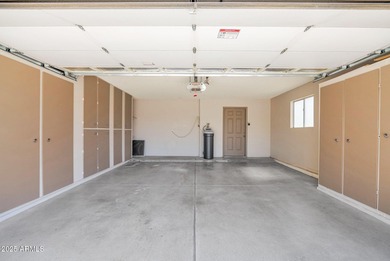 BACK ON THE MARKET. CLEAN, freshly painted, well maintained on PalmBrook Country Club in Arizona - for sale on GolfHomes.com, golf home, golf lot