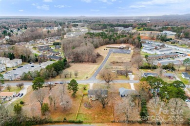 Welcome to 1535 Rolling Meadow! This stunning brick ranch is on Gastonia Municipal Golf Course in North Carolina - for sale on GolfHomes.com, golf home, golf lot