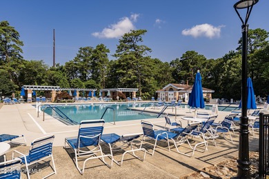 WELCOME TO this beautiful unit in THE ENCORE SECTION OF Leisure on Leisure Village West Assoc. in New Jersey - for sale on GolfHomes.com, golf home, golf lot