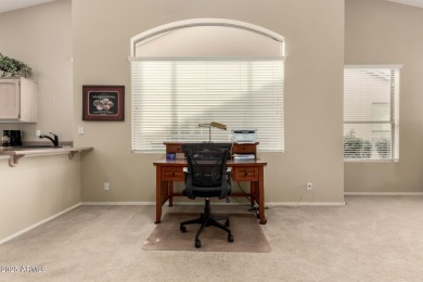 BEST PRICE IN OAKWOOD! Enjoy easy living in this LOCK & LEAVE on Oakwood Golf Club  in Arizona - for sale on GolfHomes.com, golf home, golf lot