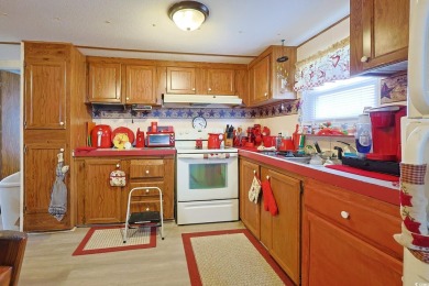 Welcome to 1522 Cove Lane -- a beautifully updated home with no on Wachesaw Plantation Club in South Carolina - for sale on GolfHomes.com, golf home, golf lot